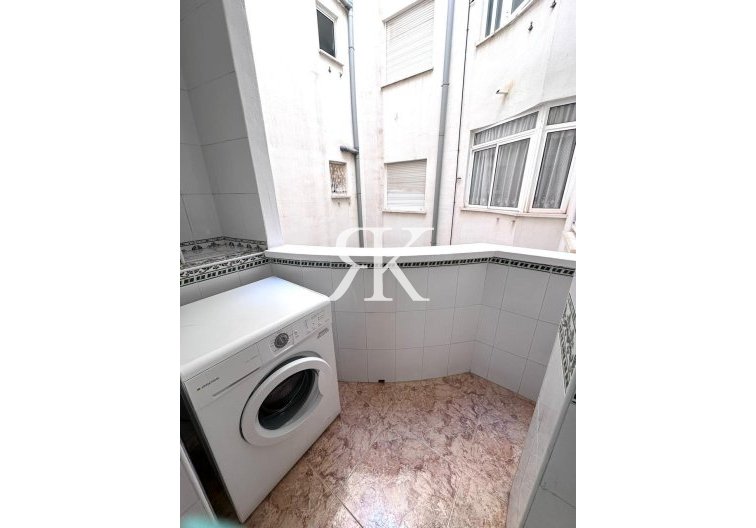 Herverkoop - Appartement - Torrevieja - Centro - Muelle Pesquero