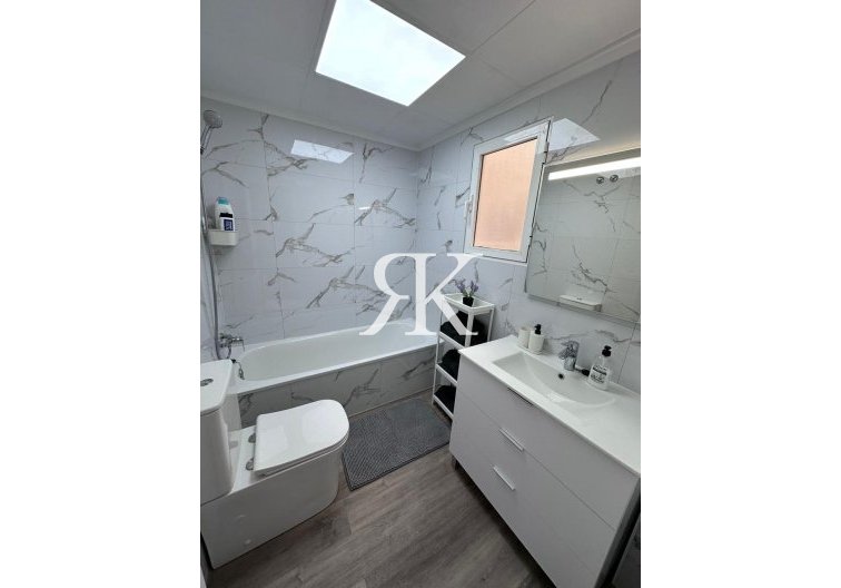 Herverkoop - Appartement - Torrevieja - Centro - Muelle Pesquero