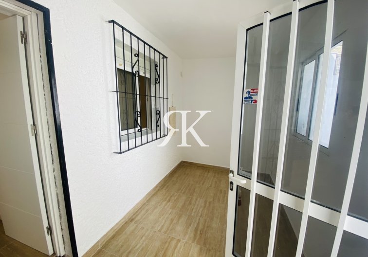 Resale - Bungalow - Playa Flamenca - Costa Blanca