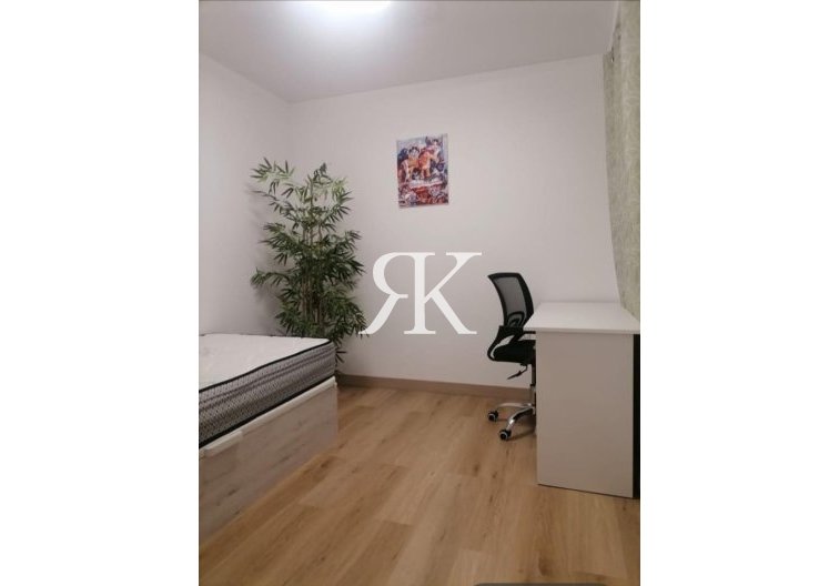 Resale - Apartment - Alicante - Altozano