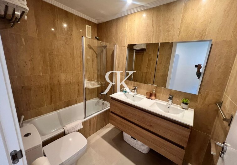 Resale - Apartment - Los Alcázares - SERANA GOLF