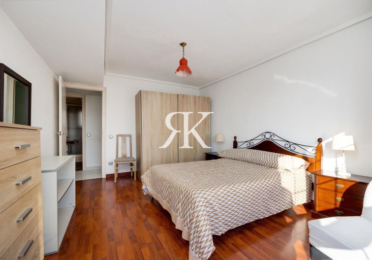 Revente - Appartement - Torrevieja - Centro