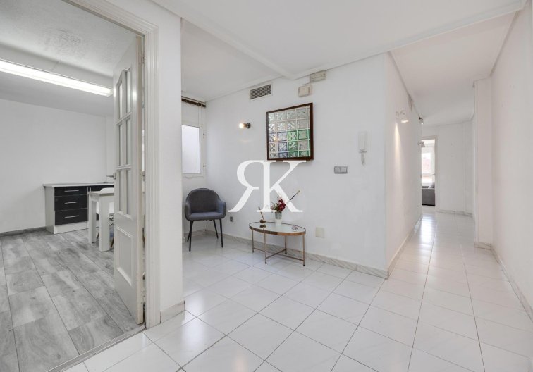 Revente - Appartement - Torrevieja - Centro