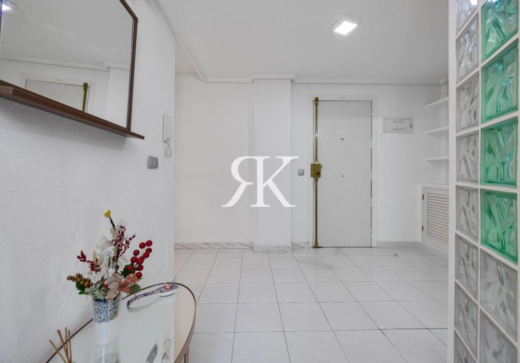 Revente - Appartement - Torrevieja - Centro