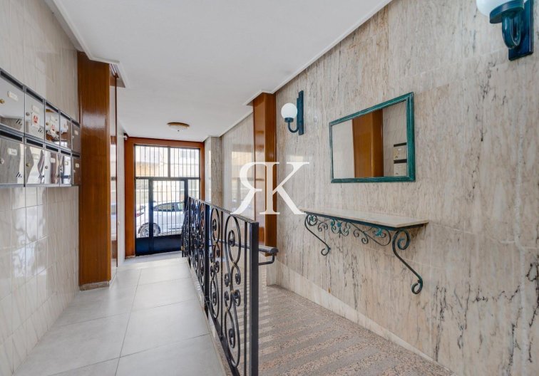 Revente - Appartement - Torrevieja - Centro