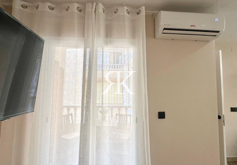 Herverkoop - Appartement - Torrevieja - Centro