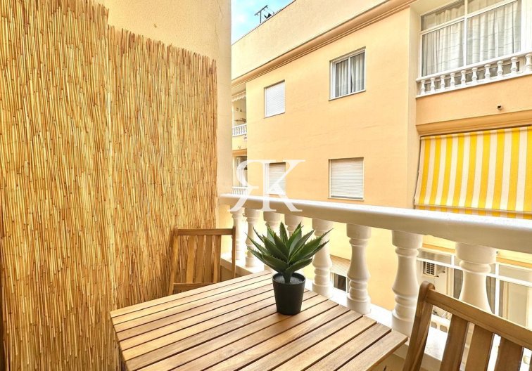 Herverkoop - Appartement - Torrevieja - Centro