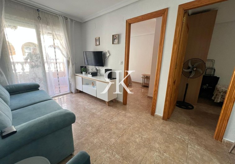 Resale - Apartment - Torrevieja - Playa de los Locos
