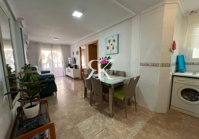 Resale - Apartment - Torrevieja - Playa de los Locos