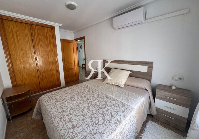 Resale - Apartment - Torrevieja - Playa de los Locos