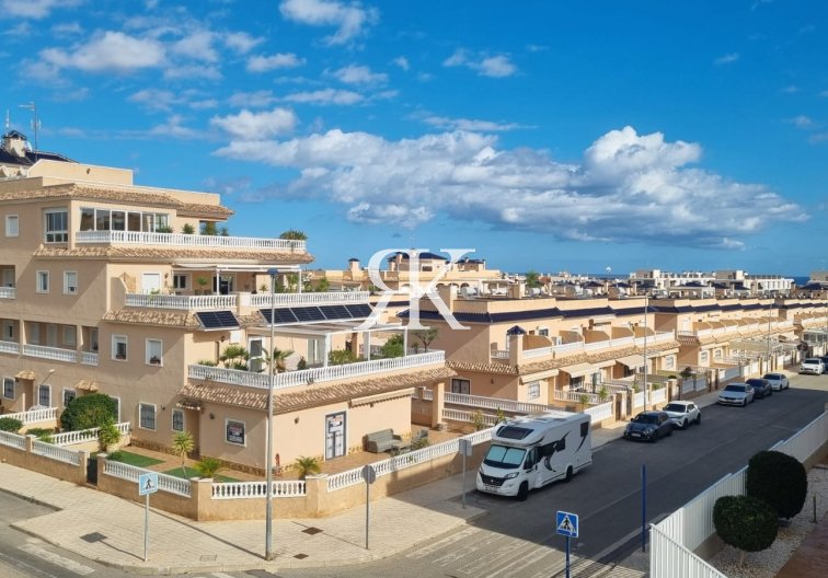 Wiederverkauf - town house - Orihuela Costa - Costa Blanca