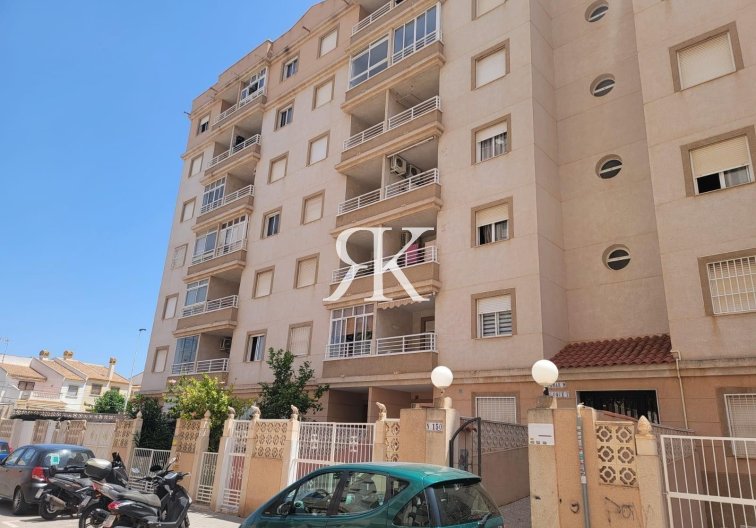 Herverkoop - Appartement - Torrevieja - Nueva Torrevieja