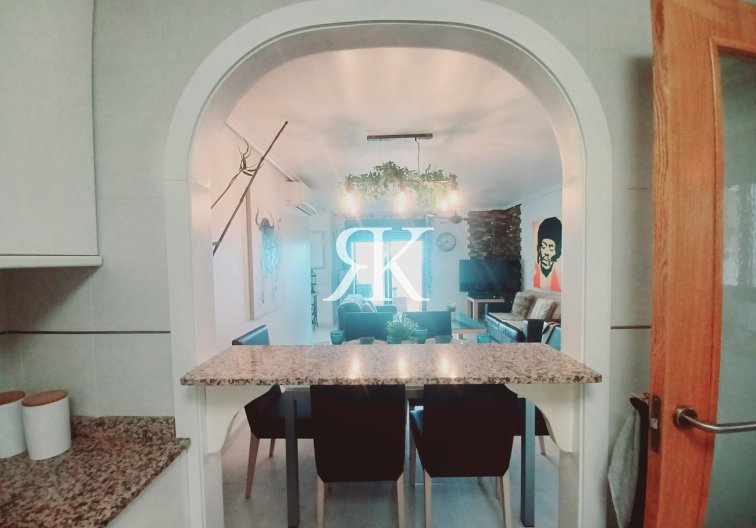 Herverkoop - Appartement - Sucina - Inland