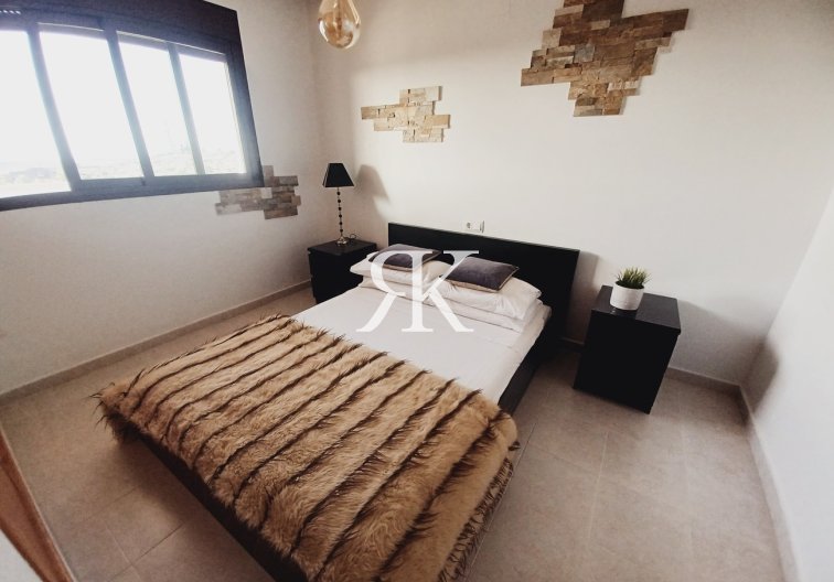 Herverkoop - Appartement - Sucina - Inland