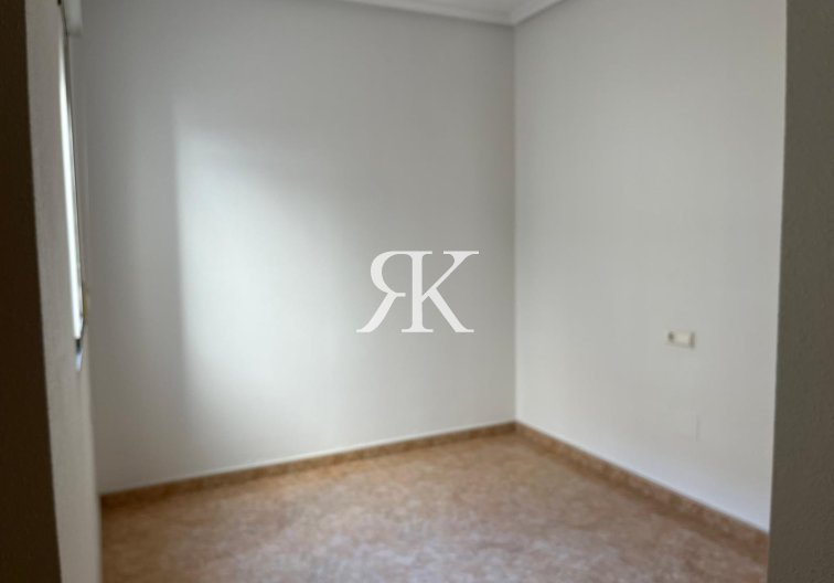 Herverkoop - Appartement - Almoradí