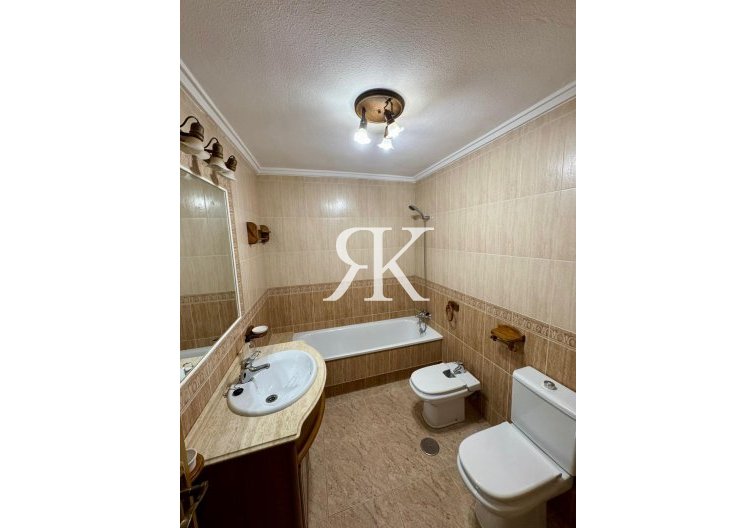 Revente - Appartement - Torrevieja - Centro