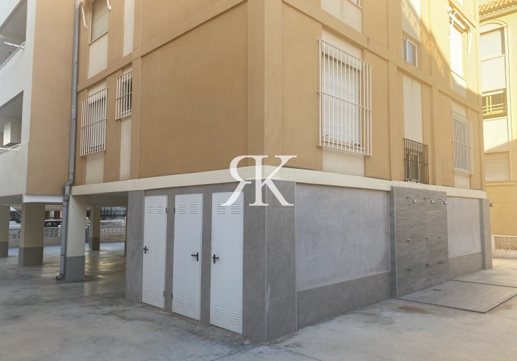 Resale - Apartment - Santa Pola - Costa Blanca