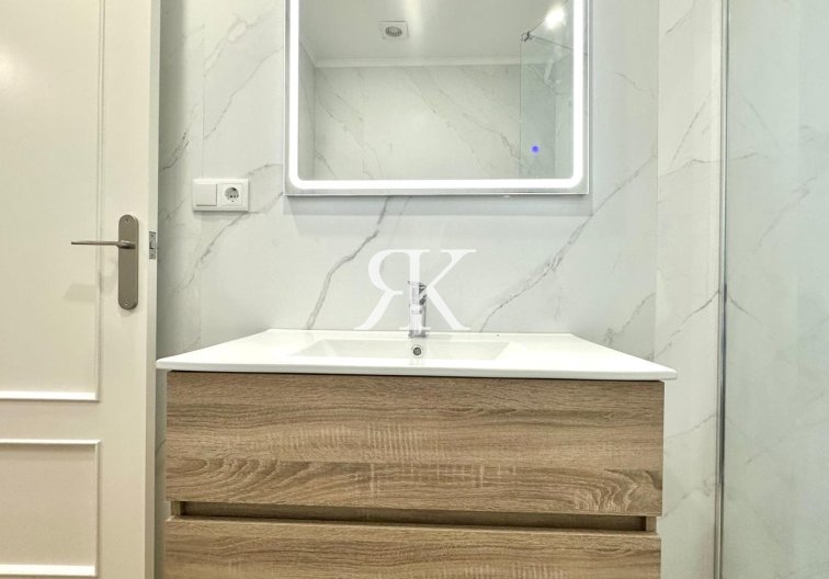 Revente - Appartement - Torrevieja - La Mata Pueblo