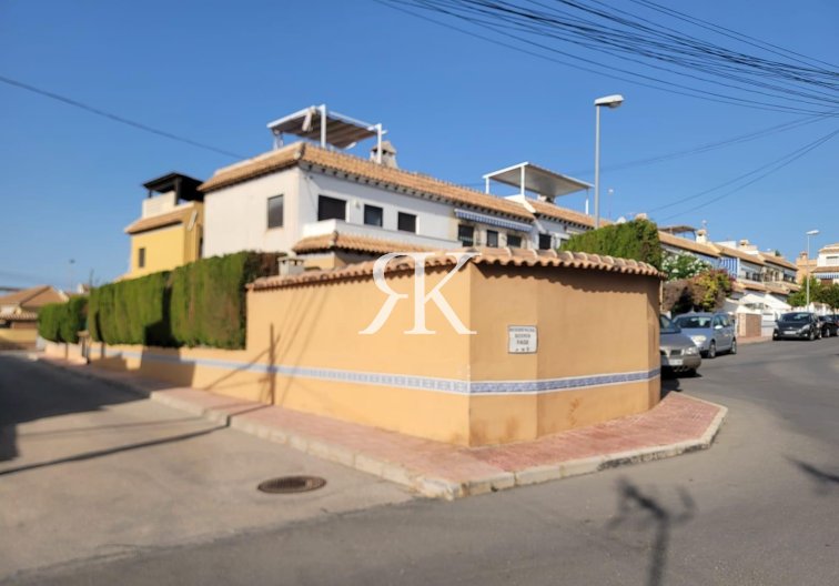 Revente - Bungalow - Torrevieja - Los Frutales