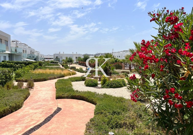 Segunda mano - Apartamento  - Vistabella Golf Entre Naranjos - Inland