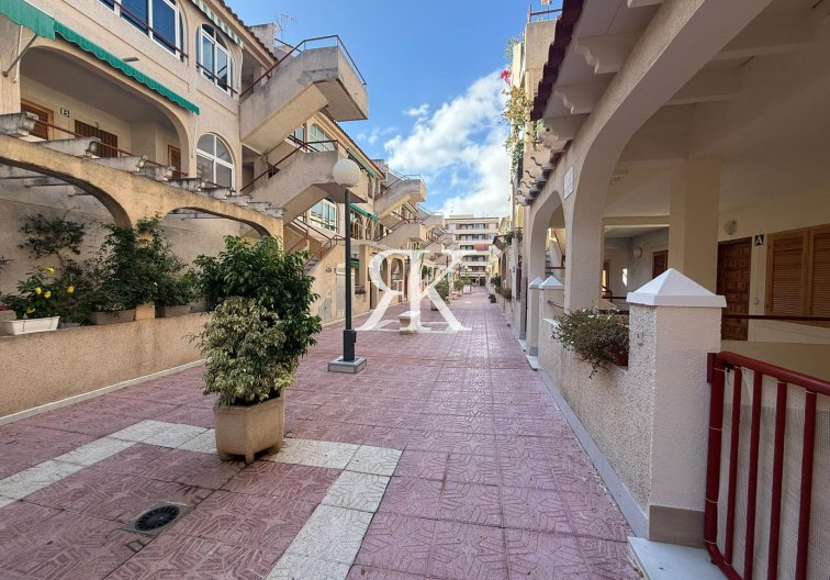 Revente - Appartement - Torrevieja - Acequion