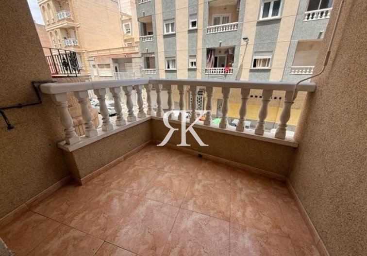 Herverkoop - Appartement - Torrevieja - Playa del Cura