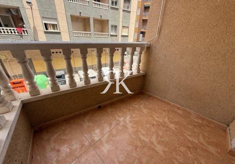 Herverkoop - Appartement - Torrevieja - Playa del Cura