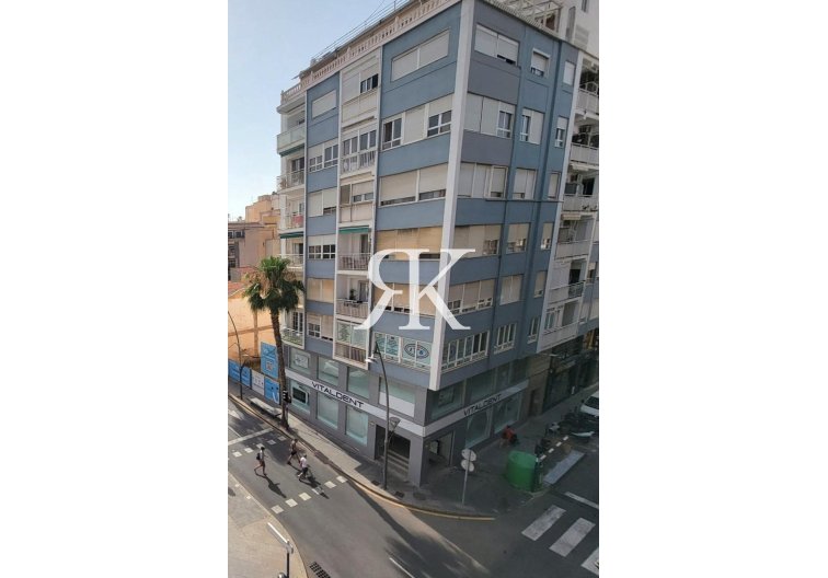 Revente - Appartement - Torrevieja - Centro