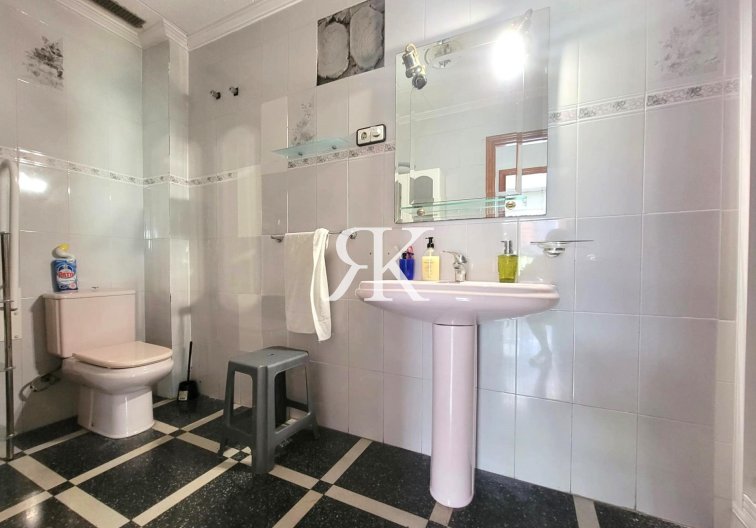 Revente - Appartement - Torrevieja - Centro