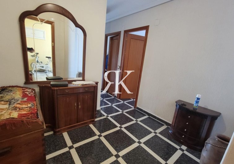 Revente - Appartement - Torrevieja - Centro