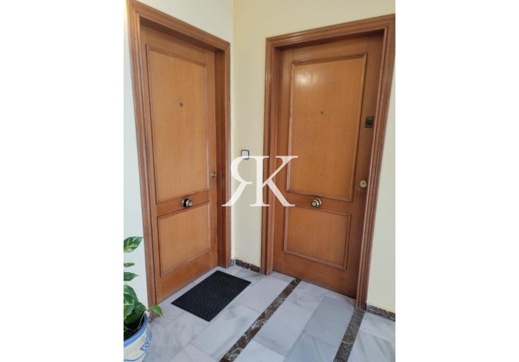 Revente - Appartement - Torrevieja - Centro