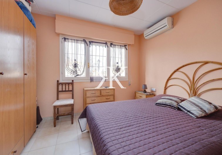 Revente - villa - Orihuela Costa - La Florida