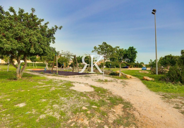 Revente - villa - Orihuela Costa - La Florida