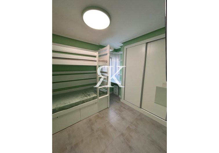 Revente - Appartement - Torrevieja - Nueva Torrevieja