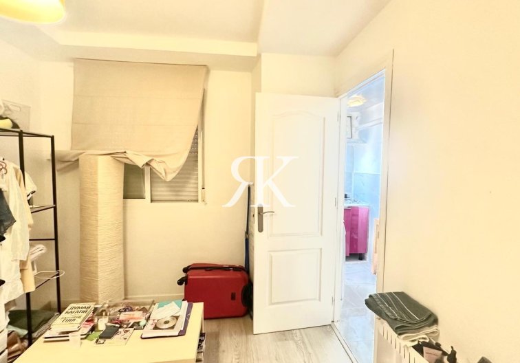 Revente - Appartement - Torrevieja - Paseo Maritimo