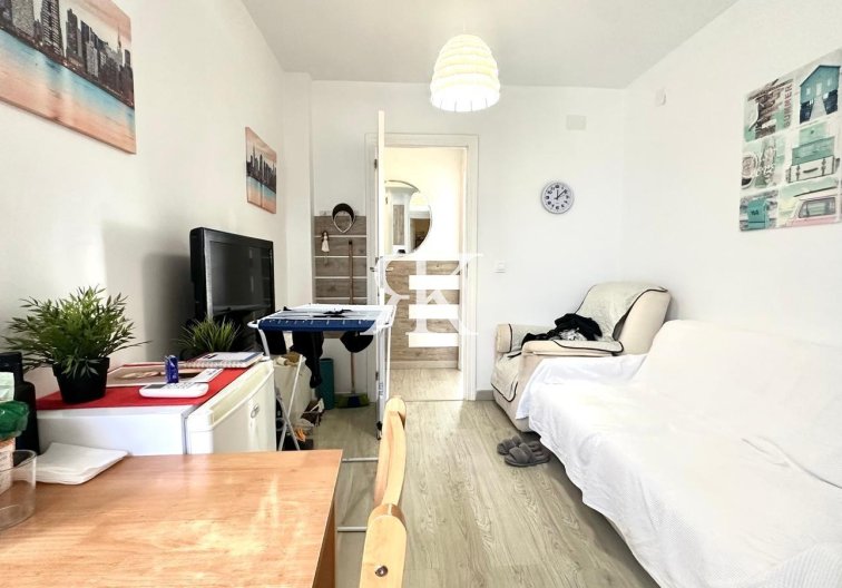 Revente - Appartement - Torrevieja - Paseo Maritimo