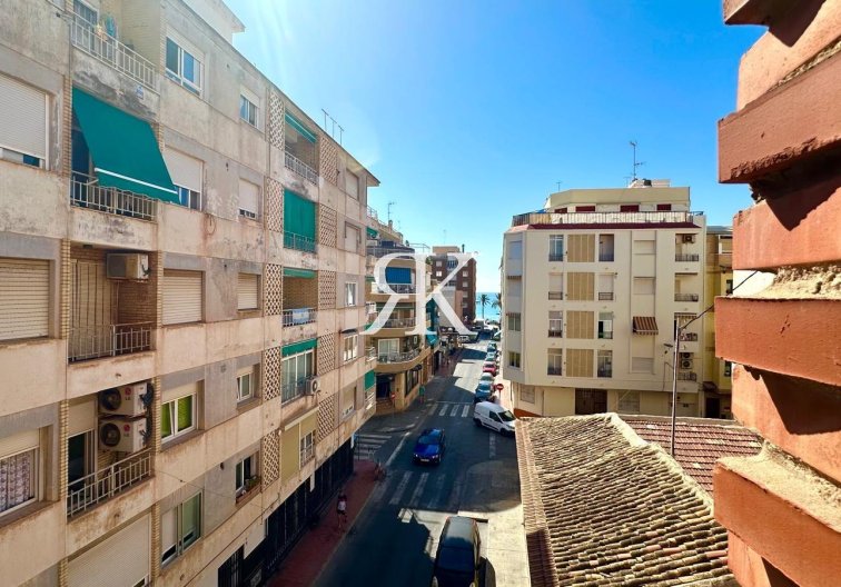 Revente - Appartement - Torrevieja - Paseo Maritimo
