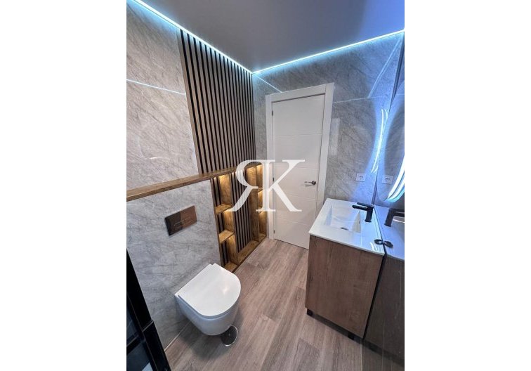 Wiederverkauf - Wohnung - Torrevieja - Estacion De Autobuses