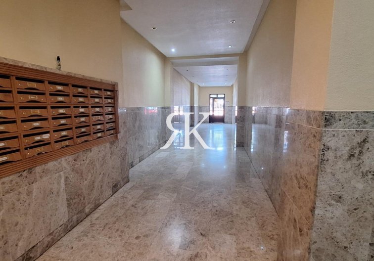 Herverkoop - Appartement - Torrevieja - Playa del Cura