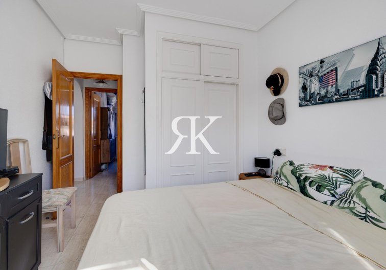 Revente - Bungalow - Torrevieja - Aguas Nuevas