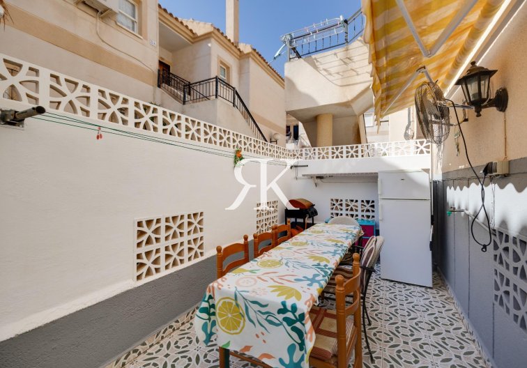 Revente - Bungalow - Torrevieja - Aguas Nuevas