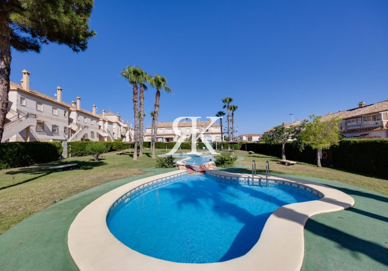 Revente - Bungalow - Torrevieja - Aguas Nuevas