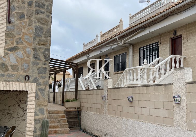 Resale - Bungalow - La Mata - Costa Blanca