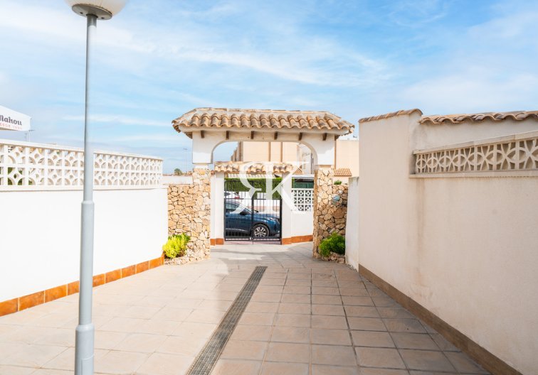 Revente - Bungalow - Torrevieja - La Mata