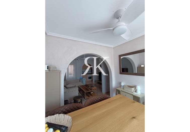 Herverkoop - town house - Avileses - Jerónimo Y Avileses