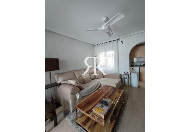 Herverkoop - town house - Avileses - Jerónimo Y Avileses