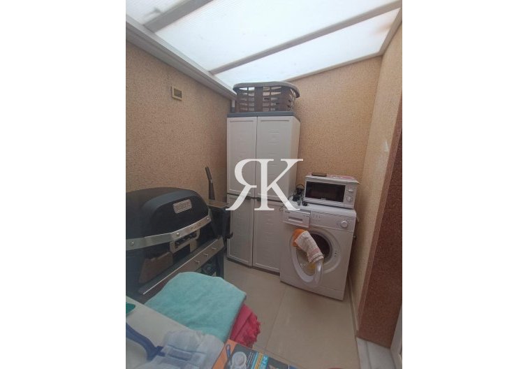 Herverkoop - town house - Avileses - Jerónimo Y Avileses