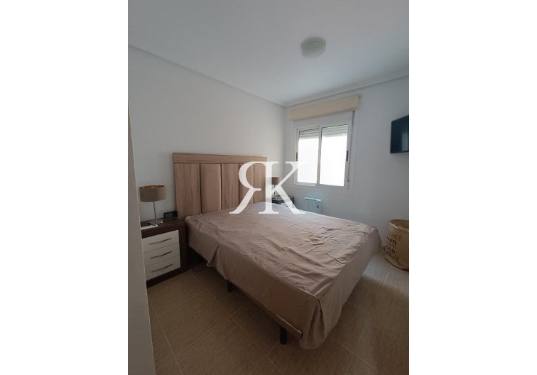 Herverkoop - town house - Avileses - Jerónimo Y Avileses