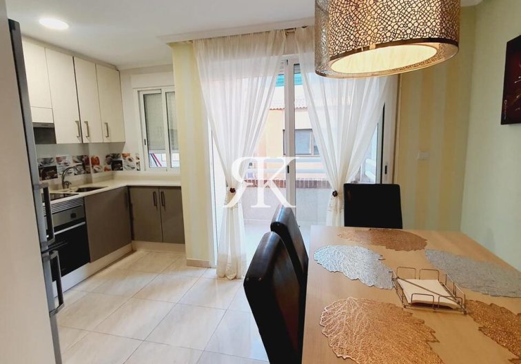 Herverkoop - Appartement - Torrevieja - Centro