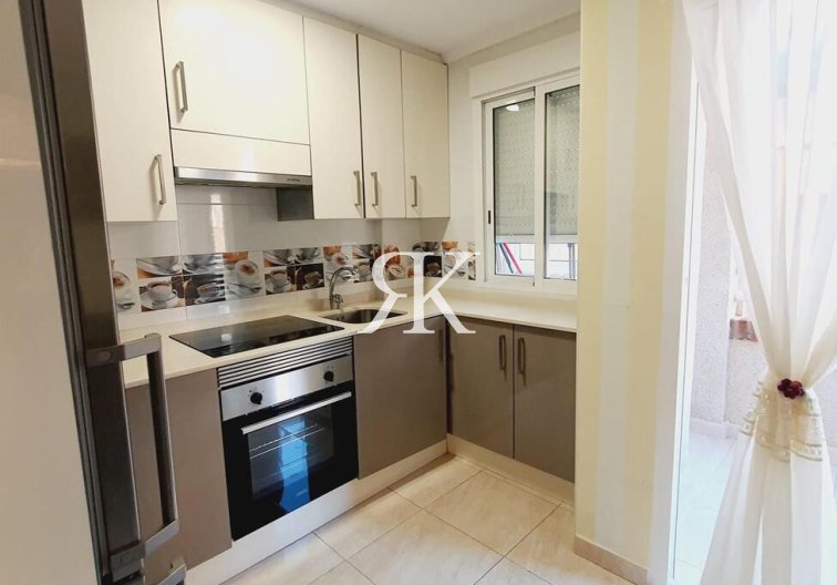 Herverkoop - Appartement - Torrevieja - Centro